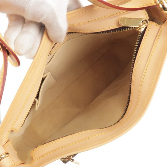 Hudson GM Monogram Canvas Shoulder Bag - Picture 9 of 11